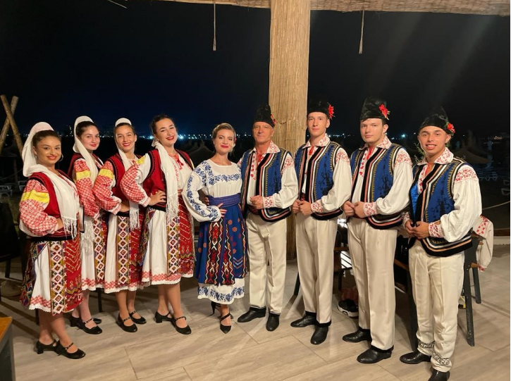 Plaïru Dobrodgène 
 Danses, Chants et musique du Patrimoine roumain